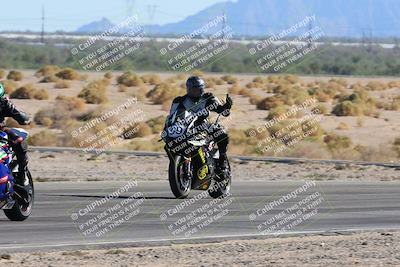 media/Oct-20-2024-CVMA (Sun) [[d4a3dff211]]/Race 16-Formula Middleweight/